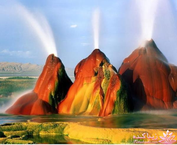 کوه های آبفشان در آمریکا 